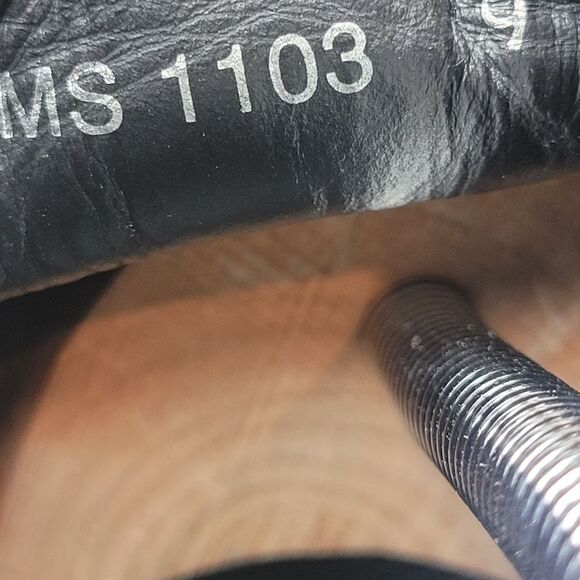 Authentic Louis Vuitton Mens Size 9 Black Leather High Top Sneakers MS 1103 - Picture 8 of 12